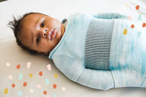 how much does a 3-4 month old baby need to sleep?