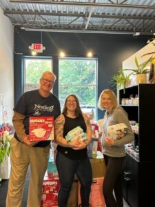 Steve Sucher and Annie Bishop of Rise Wellness Chiropractic - Gold Coast Doulas Diaper Drive