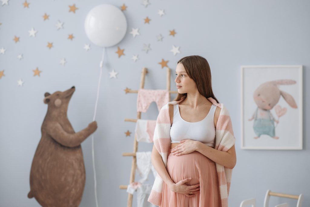 pexels-pavel-danilyuk - baby registry